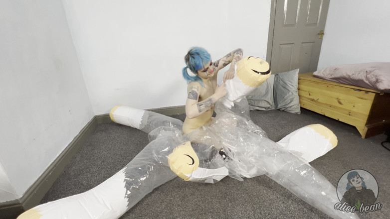 Alice Bean: Giant Inflatable Part 4