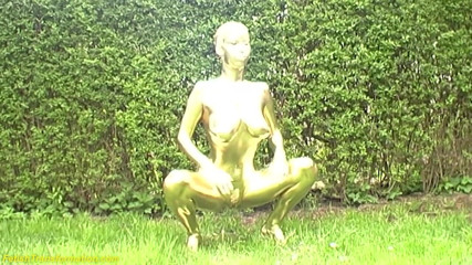 Fetish Islands: Crazy outdoor gold metallic painted busty statue girl