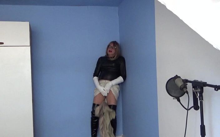 Leather Kirsten: Hraní v kůži