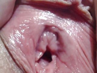 Cute Blonde 666: Extreme close up on my clit