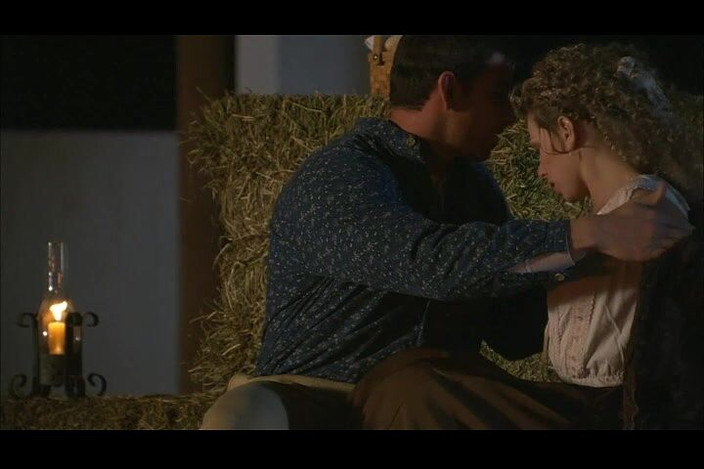 Tight little babes: Nádherná blonďatá cowgirl je tvrdě ošukána