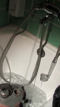 Yasemin's bathtub humiliation