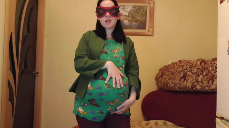 Anna Sky: Hot pregnant slut Anna in costume