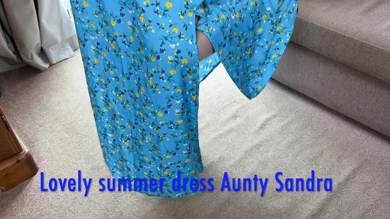 Aunty Sandra vintage girdle queen: Aunty Sandra Layered up Again for You Vgq54
