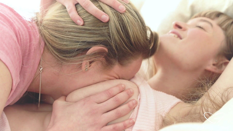 CharlieForde: Holky v noci s Charlie Forde, Laney Day