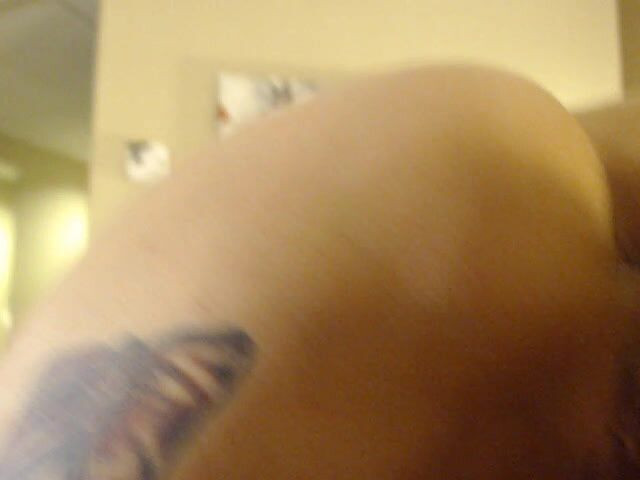 Anna Bell Peaks: 69の位置で舐める美しいレズビアン