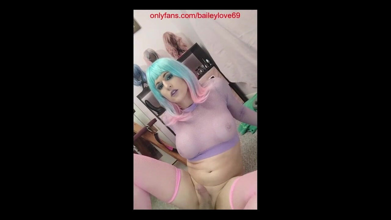 Tia Tizzianni Productions: Bailey lagi asik muasin ayahnya pakai mainan seks versi pendek