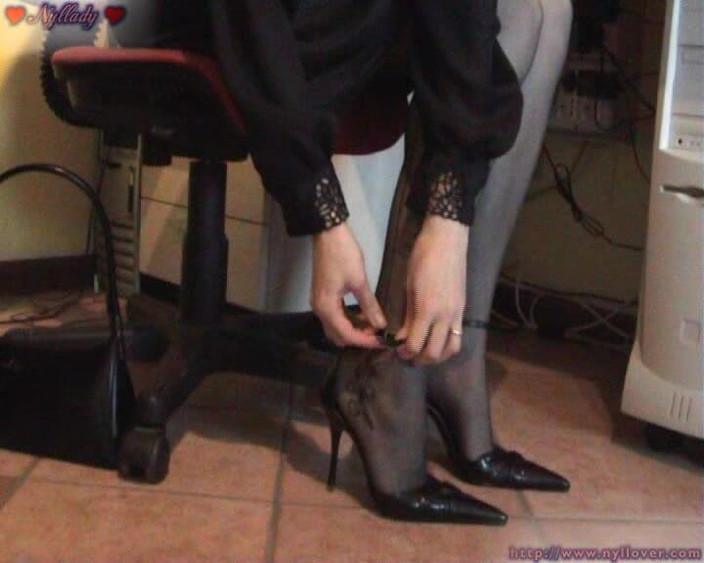 Nyllady: Setiausaha seksi Shoeplay