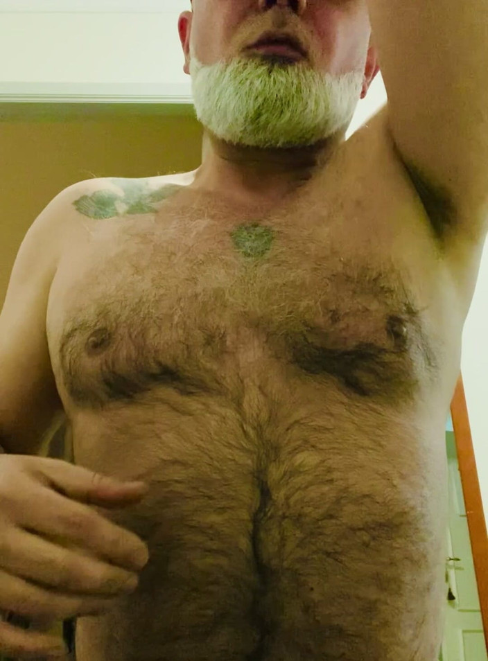 HungryMonsterBear: Aç küçük canavar ayı