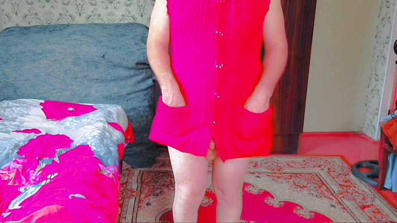 Kitty_Cross: Heiße Sissy zeigt perfekten körper unter Neonlichtern