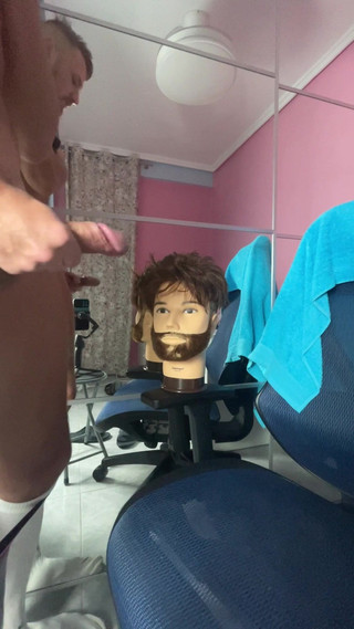 Eddie Star: Spuszczanie na jego twarz