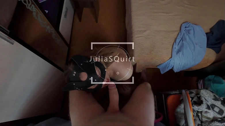 Julia SQuirt: 操婊子抽搐飞溅