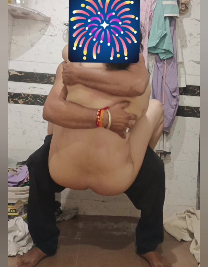 Priyahot77: Priya Bhabi New Style Big Ass Show