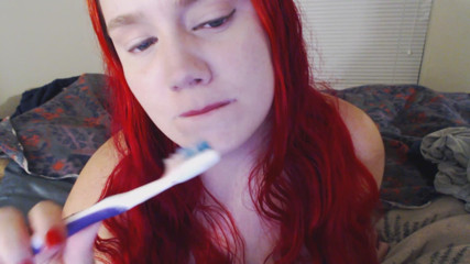 Scarlet Vixen: Brushing My Teeth