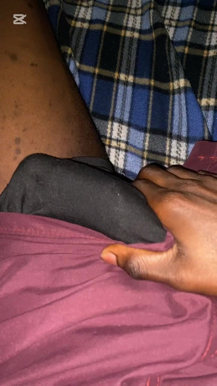 Slimniqqa: Stroking BBC After Hitting the Gym