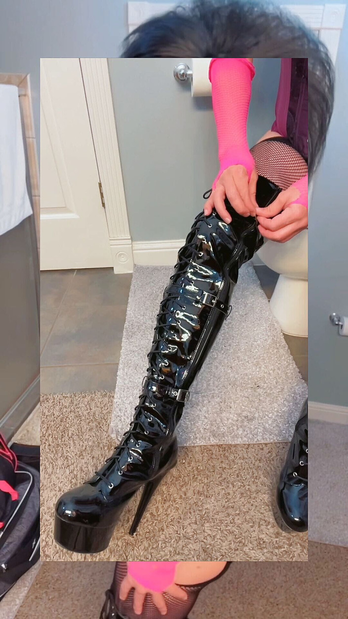 Shelly Robertss: Shelly Roberts Sissy cd femboy吸烟恋物癖 大头发恋物癖