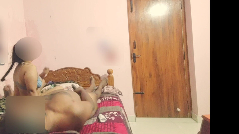 Black & white desicat: Grandi gustose tette bhabhi Sreejaa cavalcata dura e cazzo alla...