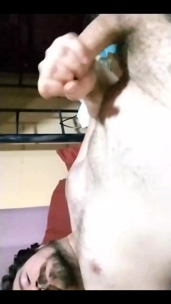 Rokkuman: Solo masturbatie