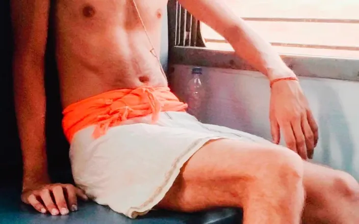 Tani: Sexy Muslim Gay Boy