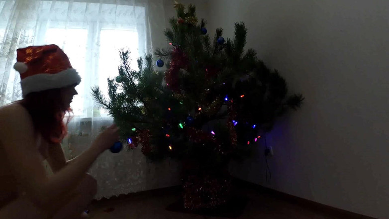 SexyFairyTale: My ass is near the Christmas tree!!!!