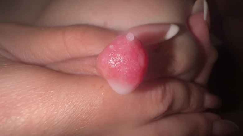 Mia Foster: Close up breastfeeding and armpit fetish