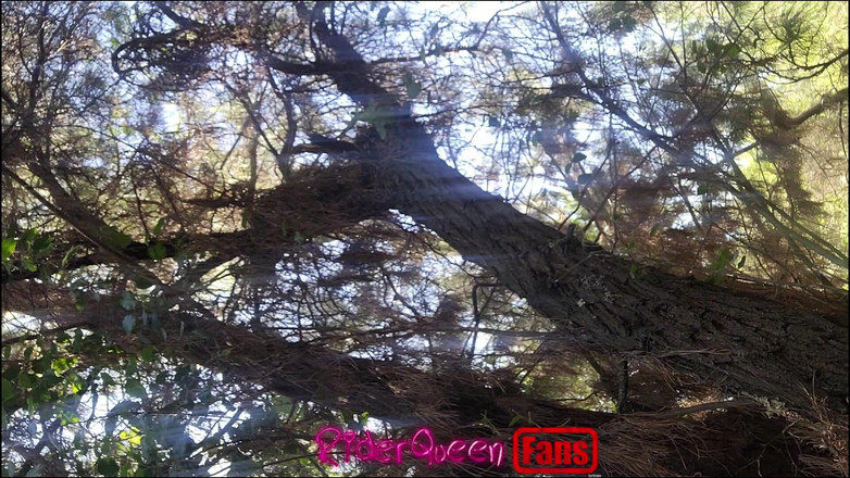 Only Riderqueen BBW Step Mom Latina Alone: Reiterqueen allein, Draußen, Videos für meine Fans.