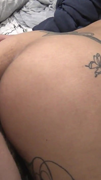 这个热辣熟女的巨大颜射