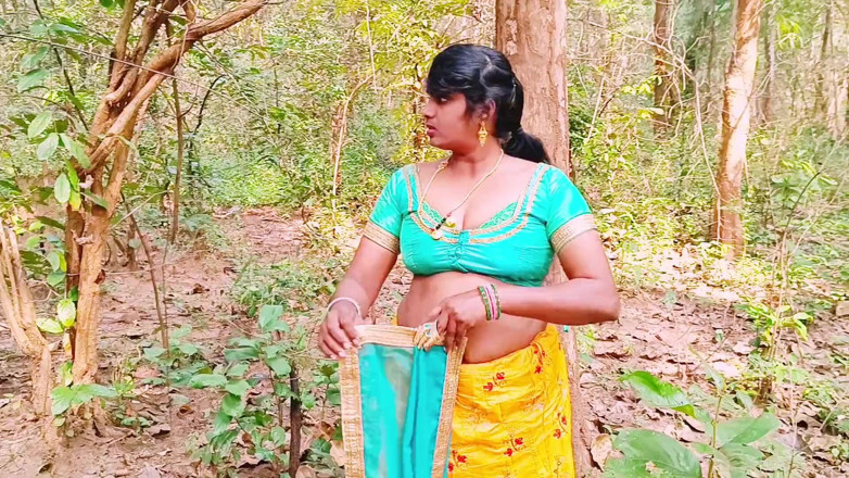 Telugu honey lips: Outdoor Forest Sex. Desi Bhabi Fucking Husband's Small Big Dick....
