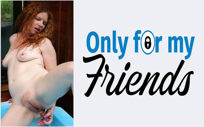 Only for my Friends: Porno casting ciemnowłosej dziwki masturbuje się za pomocą zabawki erotycznej...
