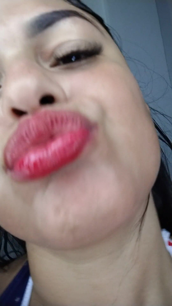 AngyAmazon: Spreading My Pussy Labia and My Cunt Totally Opened for...
