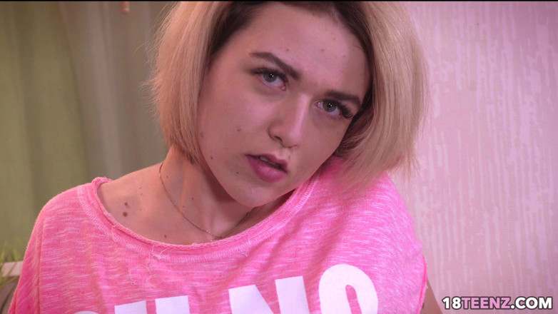 Venus Media - Teens: Blonde Fucks Herself in the Ass with a Sex Toy...