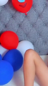 Submissive Gets Fucked Live and Does Everything Her Fans Ask for