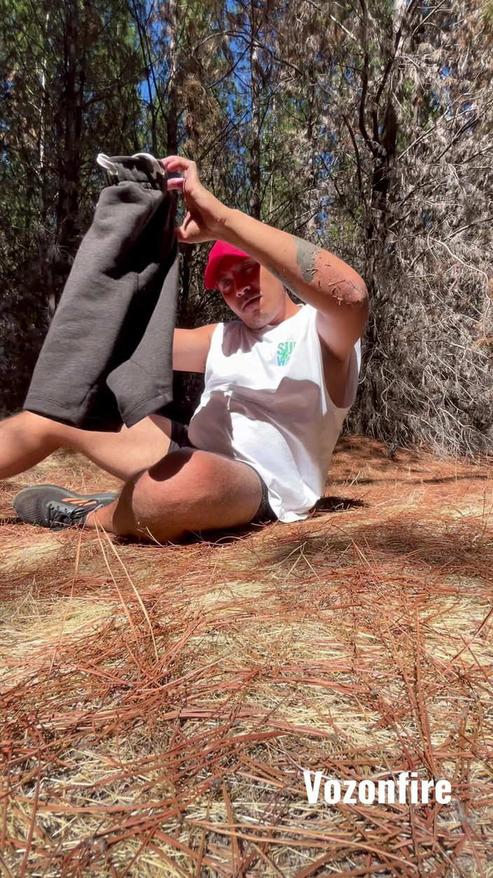 Hardnoisex: 비밀의 숲 속 시점