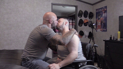 MasculineJason - Jason Collins: Moje vysokoškolská zamilovaná!