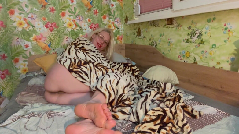 Putarankahotmilf: Nevlastní sestra pomáhá s typem revenge