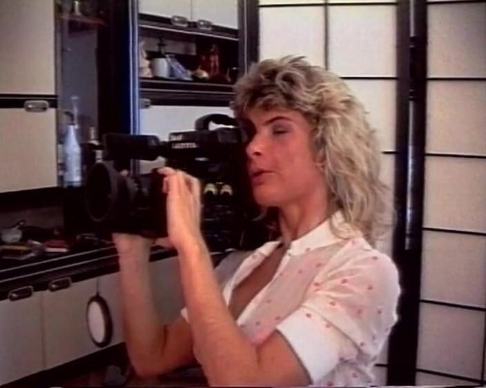 Angel slut dirty threesome: ふしだらな女のためのダブルペネトレーションを備えたスパイシーな3P