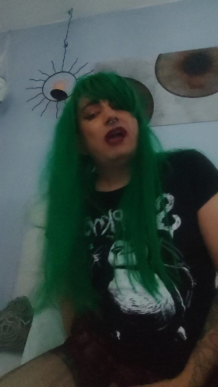 Alicia Moonkalation: Punk shemale tedesco si eiaculano da solista