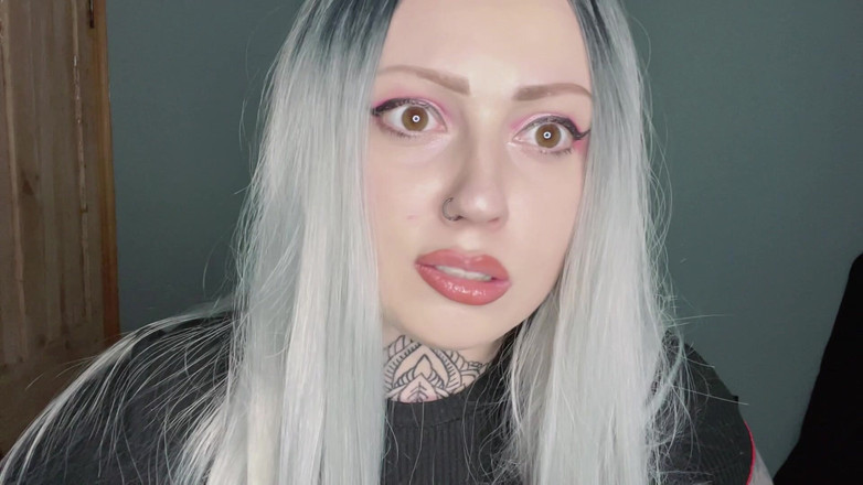 Miss Valentina: 웨지 페티쉬 회고록