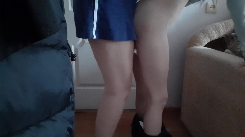 Lesbian-illusion: Karımı şişeyle domaltarak sallıyor ve sikiyorum