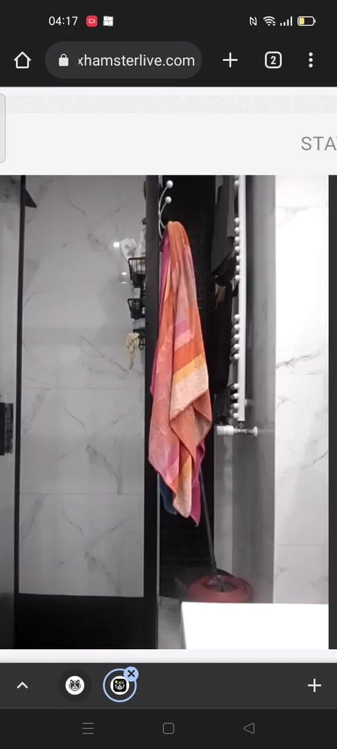 Oh yes plz: Having a shower with my webcam chat