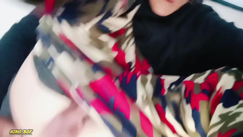 Culopeke: Chàng trai trẻ banh mông cho đến khi anh ta bắn...