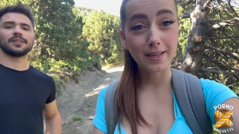 Porno Baguette: Hellolimoon, Gorgeous Woman, Loves Eating Cocks