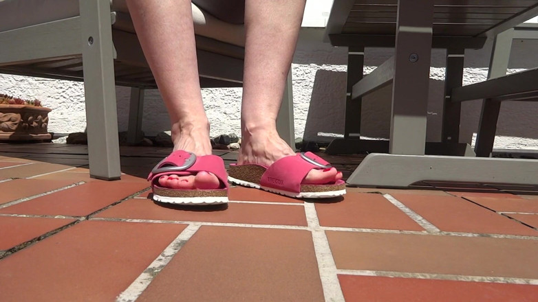 Lady Victoria Valente: Shoe play, toe wiggling, wrinkled soles on the garden terrace