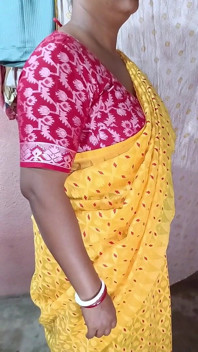 Yellow Saree Dropping Solo Sfw