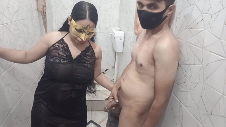 Sexgarl84: Indian Wife Blowjob and Doggy Style Chudai with Cumshot on...