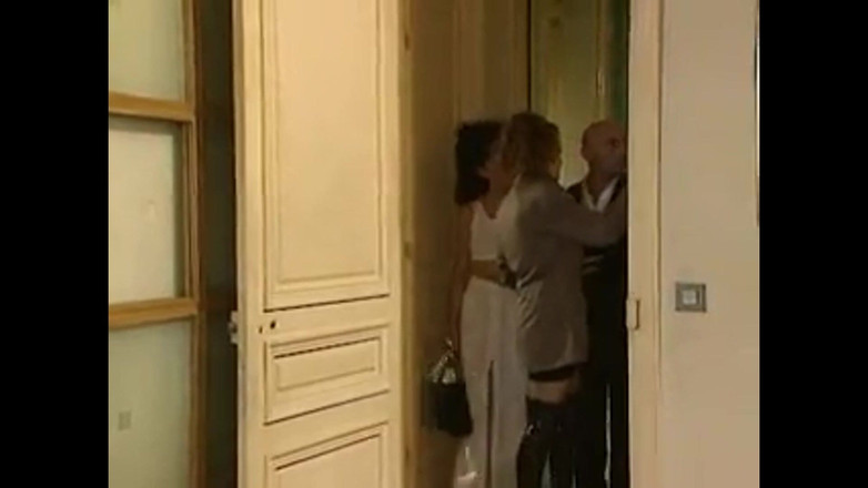 Bisco Birchwood Productions: Heet vuistneuken en melkklysma-actie