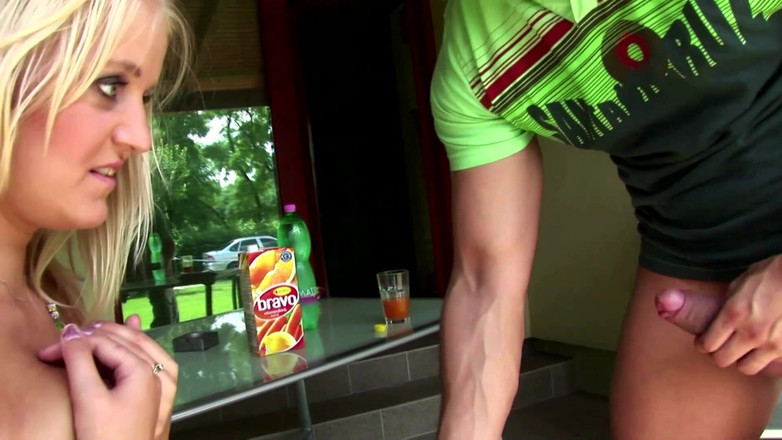 MMV Films: 火辣女同性恋和鸡巴啪合集