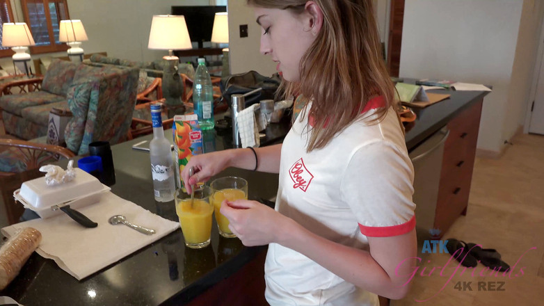 ATK Girlfriends: Percutian maya di Hawaii dengan Kristen Scott bahagian 6