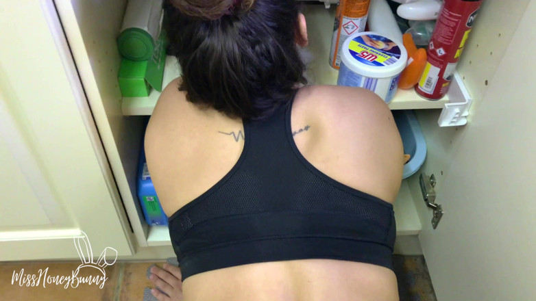 Miss Honey Bunny: Stepdaddy, I think I'm stuck. please help - step daughter stuck...