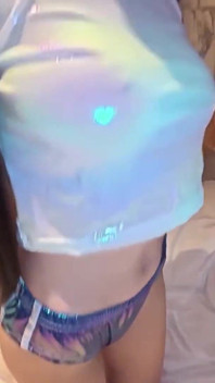 카메라에 잡힌 독점 첫 챌린지에서 한계를 뛰어넘는 오지는 I-cup 그라부어 스타